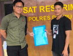 Atas Dugaan Penipuan Dan Penggelapan Dana Tiket Pesawat Jamaah Umroh. Tim Kuasa Hukum H. Taufik, Laporkan Direktur PT. Indah Haromain Anugerah Ke Polres Dompu.